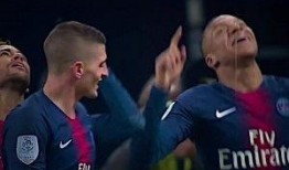 爆料视频足球比赛直播回放,直播回放中的精彩瞬间